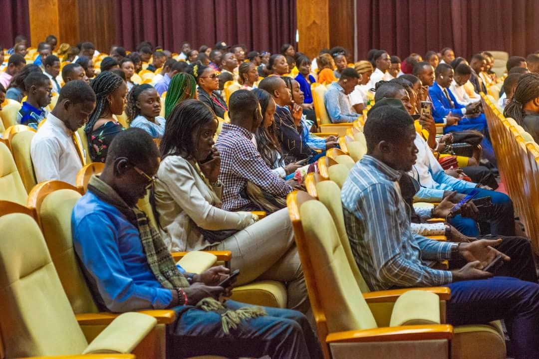 JBodila's tweet photo. #Happeningnow

#JIJ2023: La salle des spectacles du palais du peuple de la RDC 🇨🇩,acceuille en ce moment la célébration de la journée internationale de la jeunesse organisé par @YouthSprint avec l'appui de @IpasRDC.

Mise en place terminée.

@BunkuluYves @ChristelleVuan1 https://t.co/D6KY8YYPfu