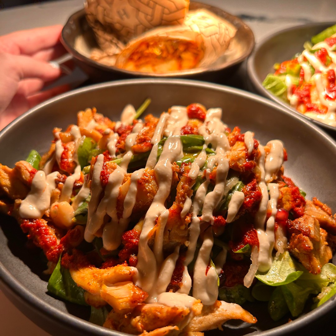 😋Time to Lunch😋

Remember to snap up our lunch deal this week; select a main, side, and drink for £15!

Not enough? Feel free to order from our a la carte menu or 3 for £18, running all day during weekdays✨