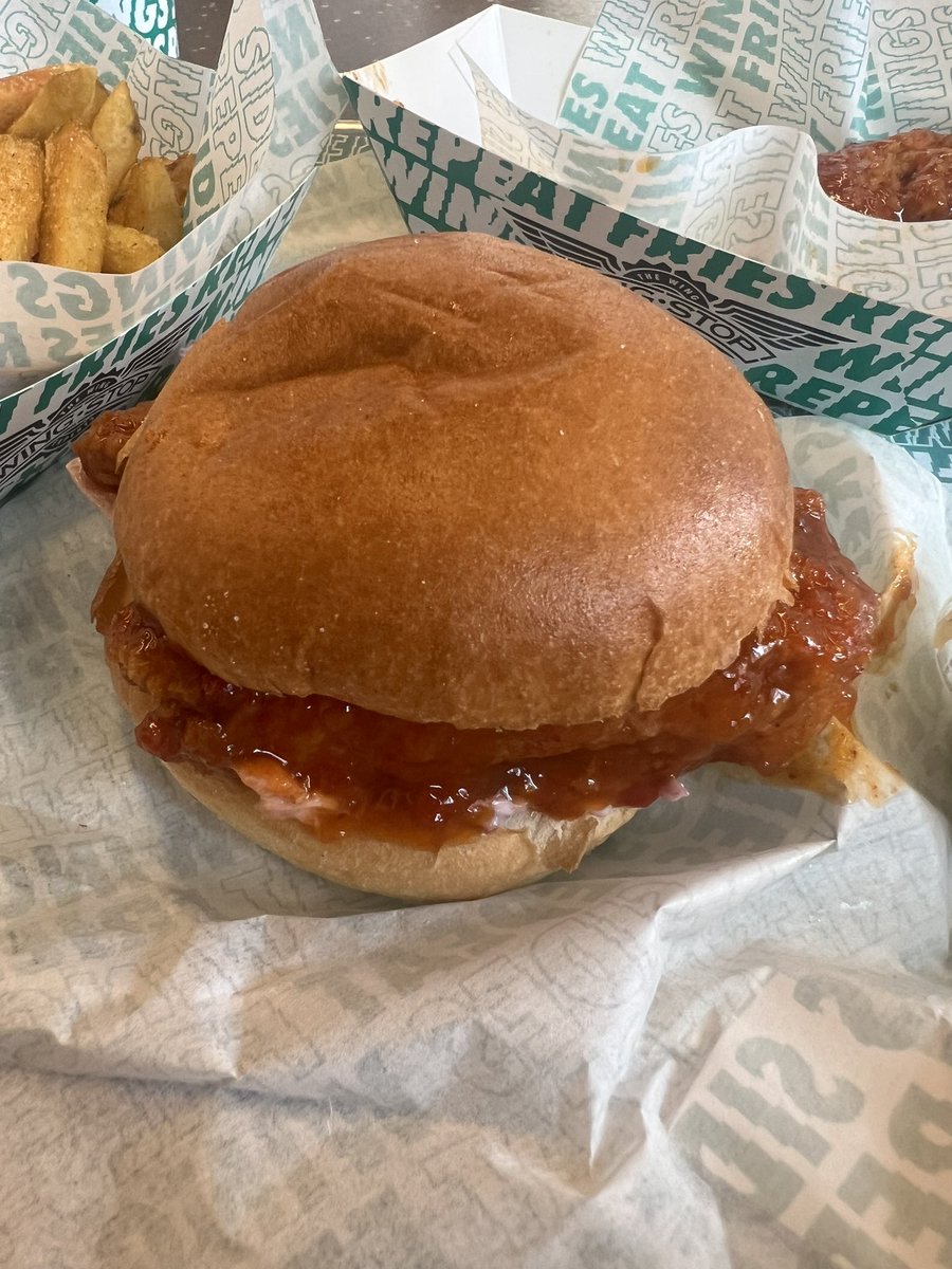 ChickenCinnamon tweet picture
