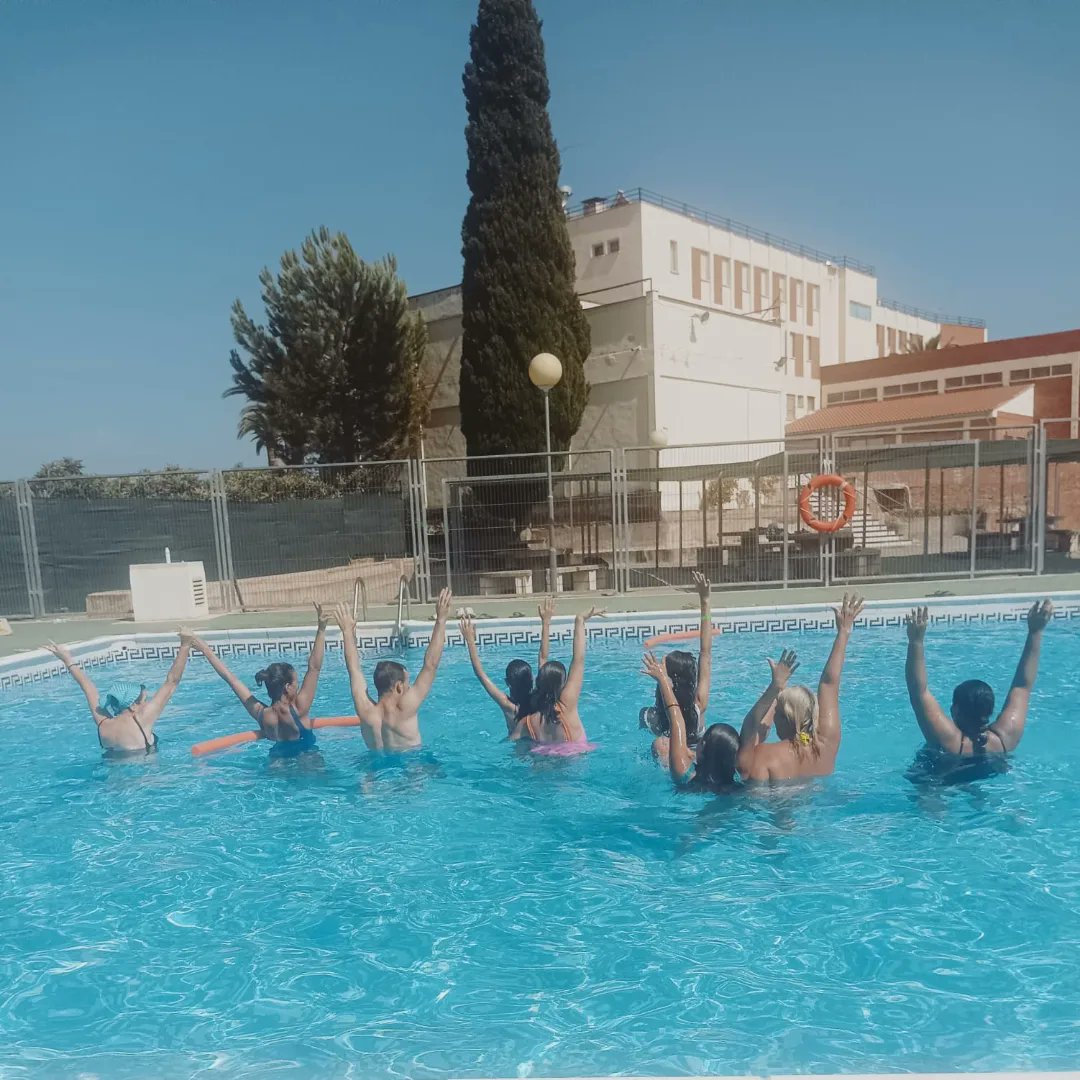 Disfrutando del #verano en #obrasocialmarillaccastellon , gracias a las Hermanas de #castellnovo por el día tan especial que pasamos