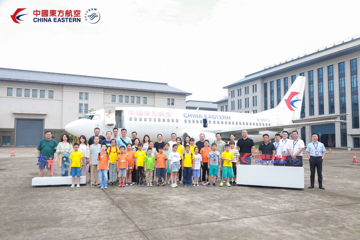 ceairjapan's tweet photo. 🧑🏻✈️👨✈️第12回「空飛ぶ探検家」をテーマとしたプログラムが無事終了しました! 私たちの小さな探検家たちは、フライト・シミュレーションや航空機整備のアクティビティを通して、"航空への夢 "の情熱に火をつけました。 彼らの感動的な旅のハイライトをご覧ください!#flyingexplorer #CEAir https://t.co/aXvz0HfJxD