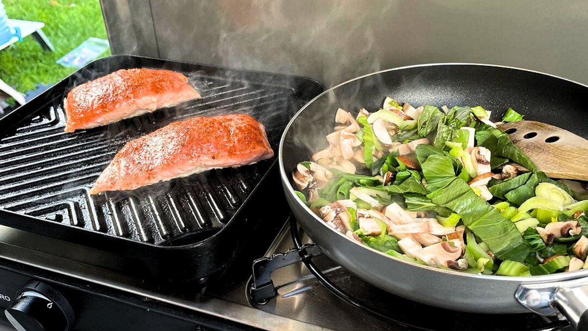 Salmon cooked on the barbecue is one of the finer things in life.🐟

We bet that skin was super crispy, delicious! 😍

📸 lifeatbramleylane on Insta. 

#Cadac #CadacUK #Salmon #2Cook2