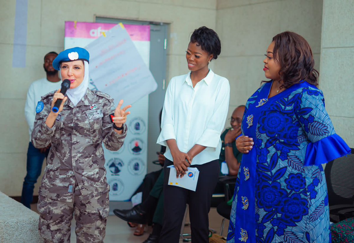 Projet « Diversité en Uniforme » : Sensibilisation <a href="/MONUSCO/">MONUSCO</a> Police <a href="/la_congolaise_/">KIESE TV</a> <a href="/MouvementInspi2/">Mouvement Inspiration</a> <a href="/comgenpnc/">PNC</a> des jeunes femmes sur la condition féminine et la prévention de la violence afin qu’elles aspirent à s’engager au renforcement de la RDC dont la PNC est un élément clef.