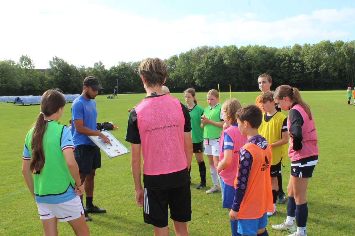 miltonfc_'s tweet photo. DAY 4 ⚽️💙 

Lots of children here again for the 4th day, in which we are taking a deep dive into formations &amp; the importance of them! 📍 https://t.co/cLh5y1XaKw