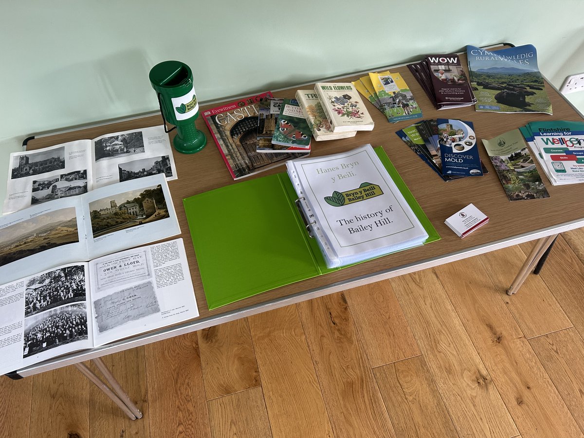 Looking for something to do today with the kids, or just need to get out of the house?
Pop to Bailey Hill for a leisurely walk and finish off your visit by popping into the Centre our volunteers will be on standby to welcome you!
The Centre is open today 11am to 2.30pm.