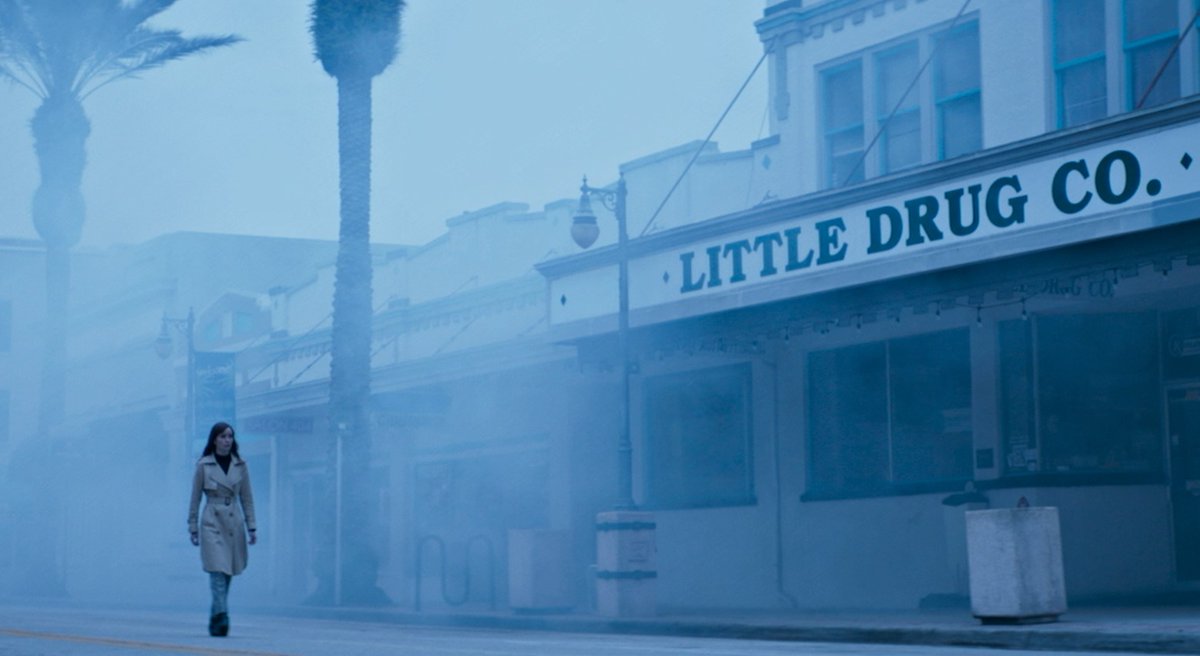 #Offseason  3/5 
Stumbled upon this #horror on TV &amp; was positively surprised upon the suspensful delivery &amp; the eerie-#stephenking-like scenary. Despite the simple plot &amp; a couple of 'holes' the movie worked out just fine. Huge applause to the exceptional <a href="/jocelindonahue/">Jocelin Donahue</a>