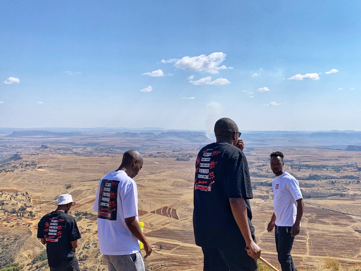 #TSURULLUNG!! #Qoqolosing 
And yeah that merch outta here🚀🔥