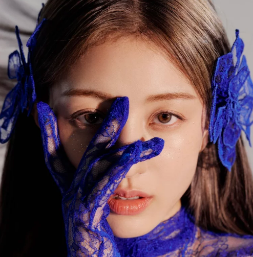AboutMusicYT's tweet photo. Jihyo of TWICE will release her solo debut album, 'ZONE', tomorrow! https://t.co/t4r8TiGeTm