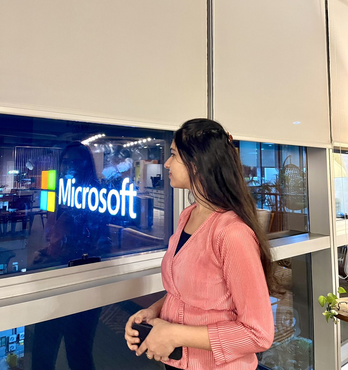 ShumbulArifa's tweet photo. Got my first promotion today! ❤️
So thankful to everyone for helping me learn and grow.
I love @microsoft ☺️❤️
@microsoftlife #lifeatmicrosoft #microsoft #microsoftlife https://t.co/GHSElVwwxb