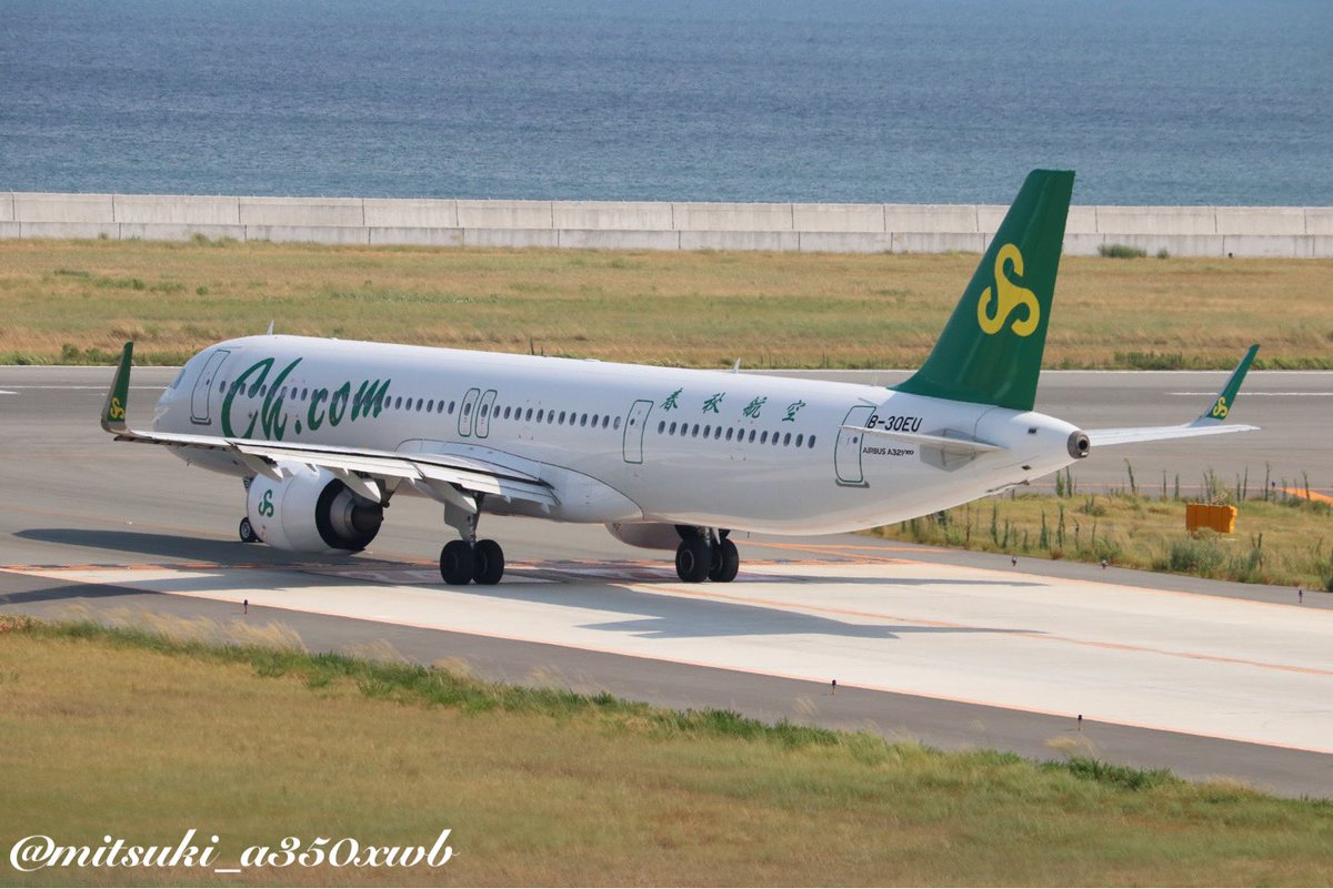 mitsuki_a350xwb's tweet photo. SPRING AIRLINES
A321-253NX B-30EU
2023.08.13 KIX
久しぶりの春秋航空を撮影しましたが
まさかのA321neoが撮れるとは😆
#AirSpring_JP
#kansai_airports
#skyview_KIX https://t.co/p9NyMqPmQv
