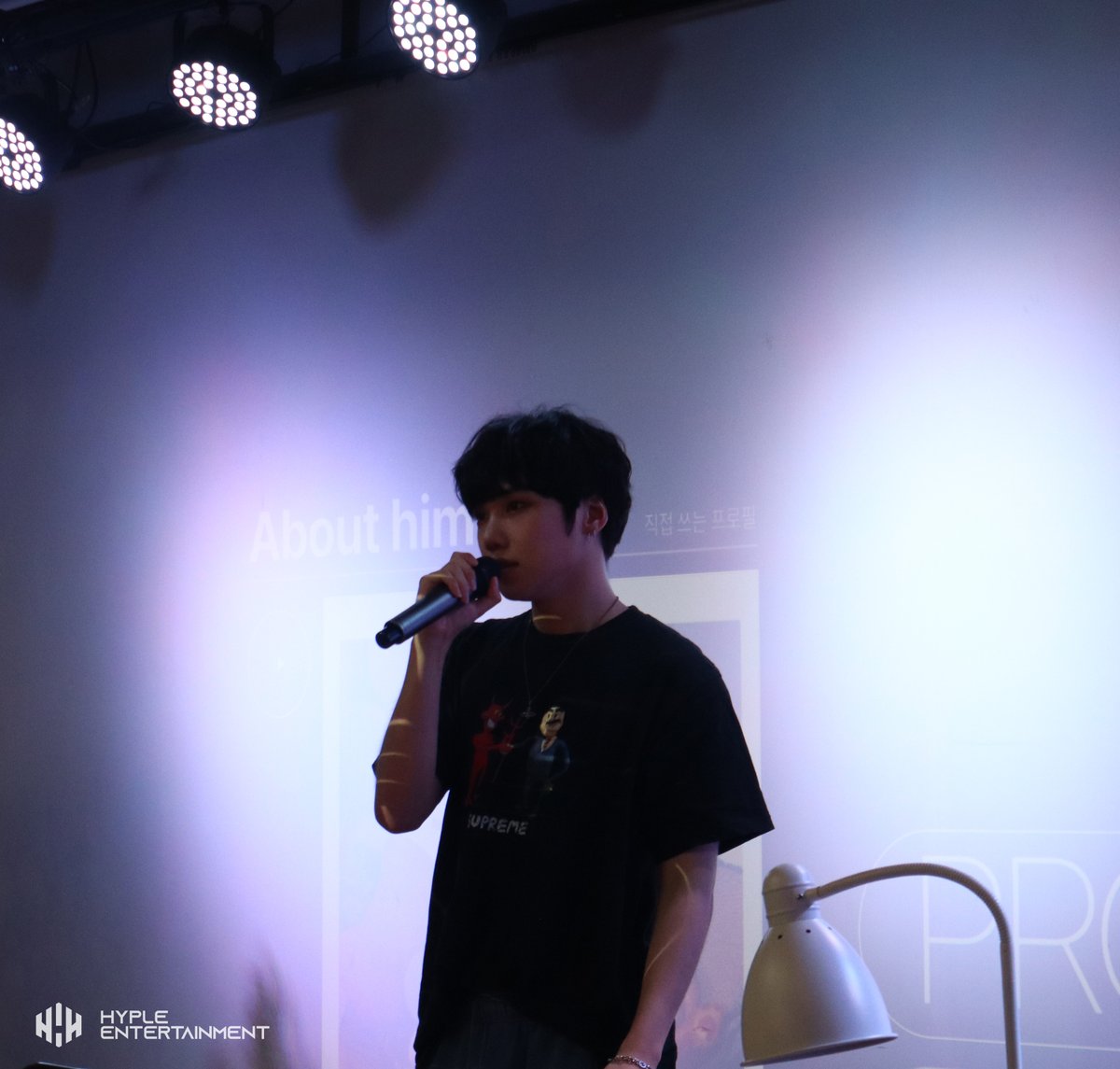 [정이찬 (ichan)]<a href="/ichan_twtt/">정이찬 (ichan)</a> 
🐻💌 : 여러분 안녕하세요 이찬입니다! 일단 저의 팬미팅에 와주신 여러분 진심으로 감사드립니다 여러분들 앞에서 준비한것들을 보여드릴 수 있어서 너무 행복했어요!
앞으로도 이렇게 쭉 행복하게 노래하겠습니다! 다음에 또 다시 만날 수 있으면 좋겠습니다 싸랑해용~