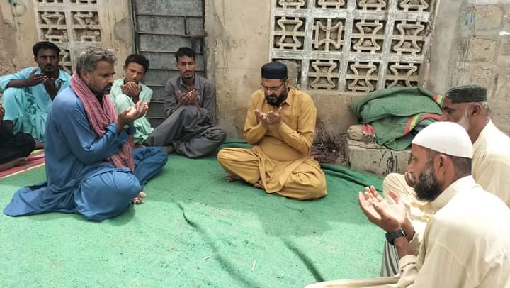 MirNaeemLashar1's tweet photo. #پاکستان_پیپلز_پارٹی PS_91/129 ضلع ملیر کے صدر #جان_عالم_جاموٹ نے نونا شاہ سے پھوپی کے انتقال پر فاتحہ خوانی ، تعزیت،دکھ اور دلی ہمدردی کا اظہار کیا..
اللہ تعالیٰ مرحومہ کو جنت الفردوس میں اعلی مقام اور لواحقین کو صبر جمیل عطا فرمائے.. جان عالم جاموٹ
#PPP #jamot #mediacellps91 https://t.co/jHhJHptHfD