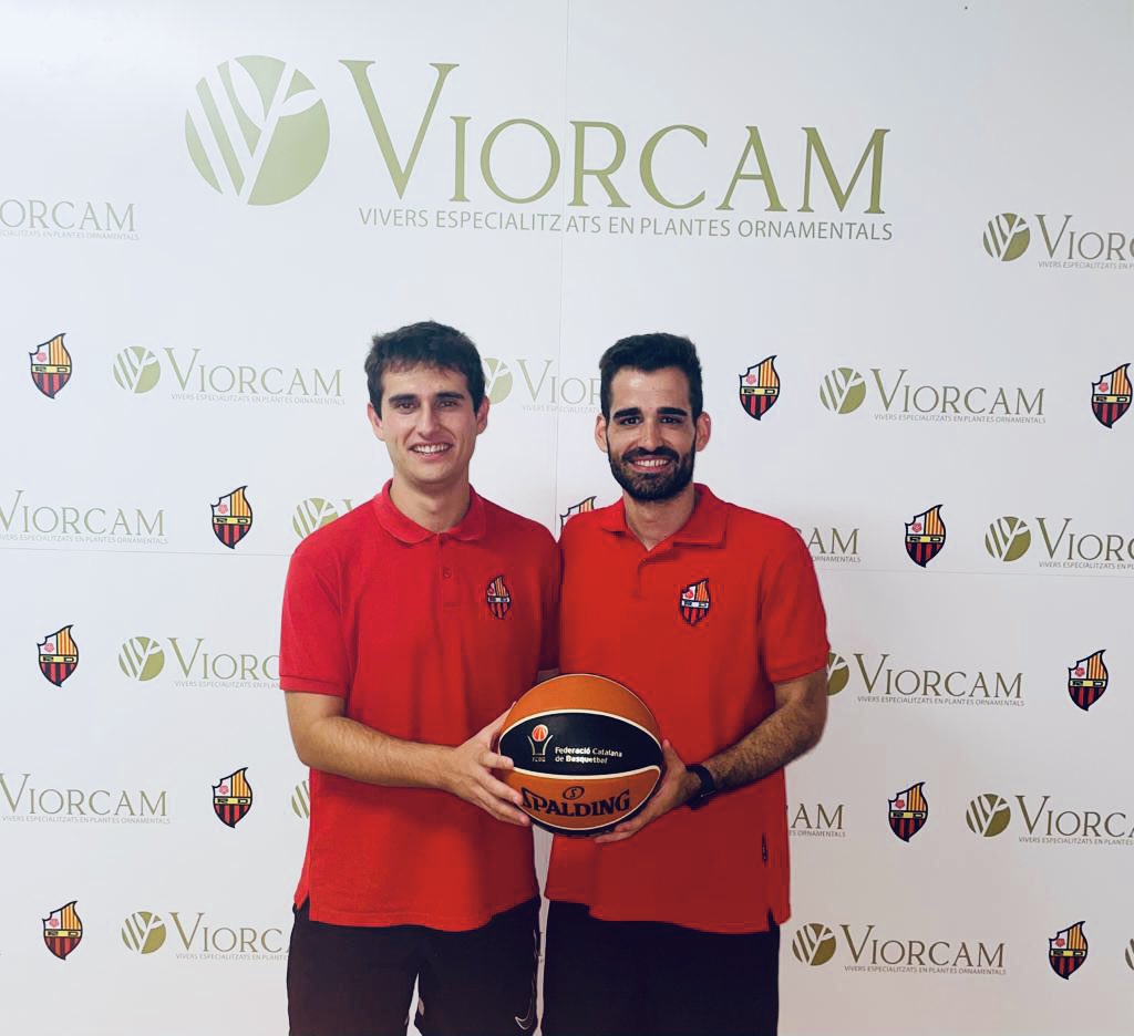 ReusBasquet (@reusbasquet) on Twitter photo Presentem a <a href="/MarcOlivart/">Marc Olivart</a> i <a href="/aranmazon/">Aran Mazón</a> com a coordinadors de la secció. Exjugadors i entrenadors del club durant molts anys, el nou projecte aposta per ells!
Molta sort nois! Presentem a <a href="/MarcOlivart/">Marc Olivart</a> i <a href="/aranmazon/">Aran Mazón</a> com a coordinadors de la secció. Exjugadors i entrenadors del club durant molts anys, el nou projecte aposta per ells!
Molta sort nois!