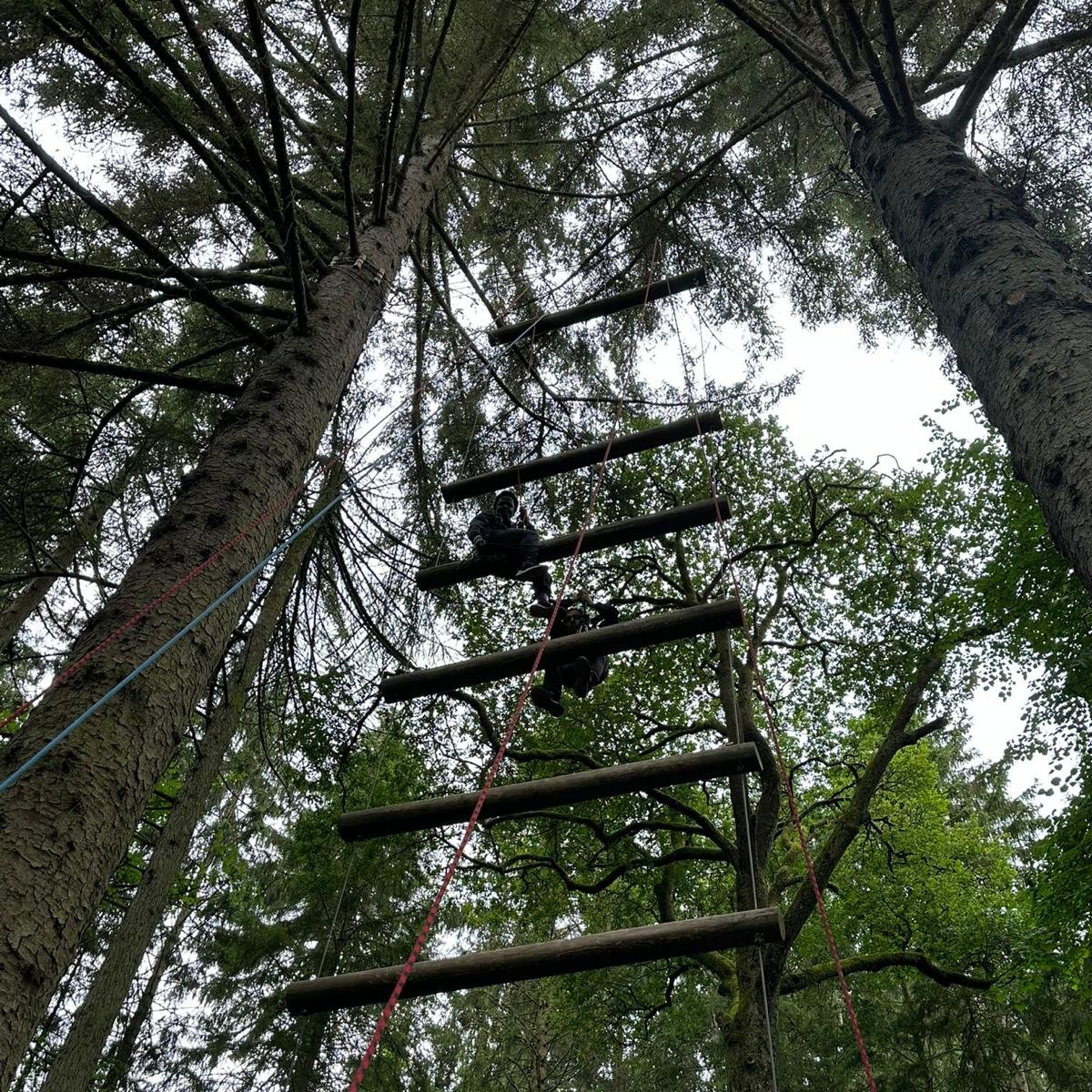 Huge thanks to The National Lottery Community Fund for 46% core funding for the next 3 years!

This funding means continuing our programme of arts workshops, residentials and cultural events for unaccompanied young people seeking asylum in Scotland!

Kite © Andrew Cawley
😁🏴󠁧󠁢󠁳󠁣󠁴󠁿🖌️🥾