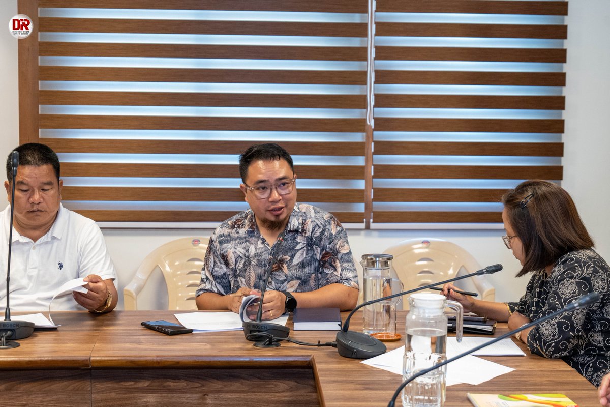 DEO_Kolasib's tweet photo. Meeting on Media Certificate and Monitoring Committee (MCMC) in connection with the forthcoming General Election to MLA,2023 #ECI #NoVoterTobeleftBehind #iVote4Sure #GoVote https://t.co/s4mzaAncwm