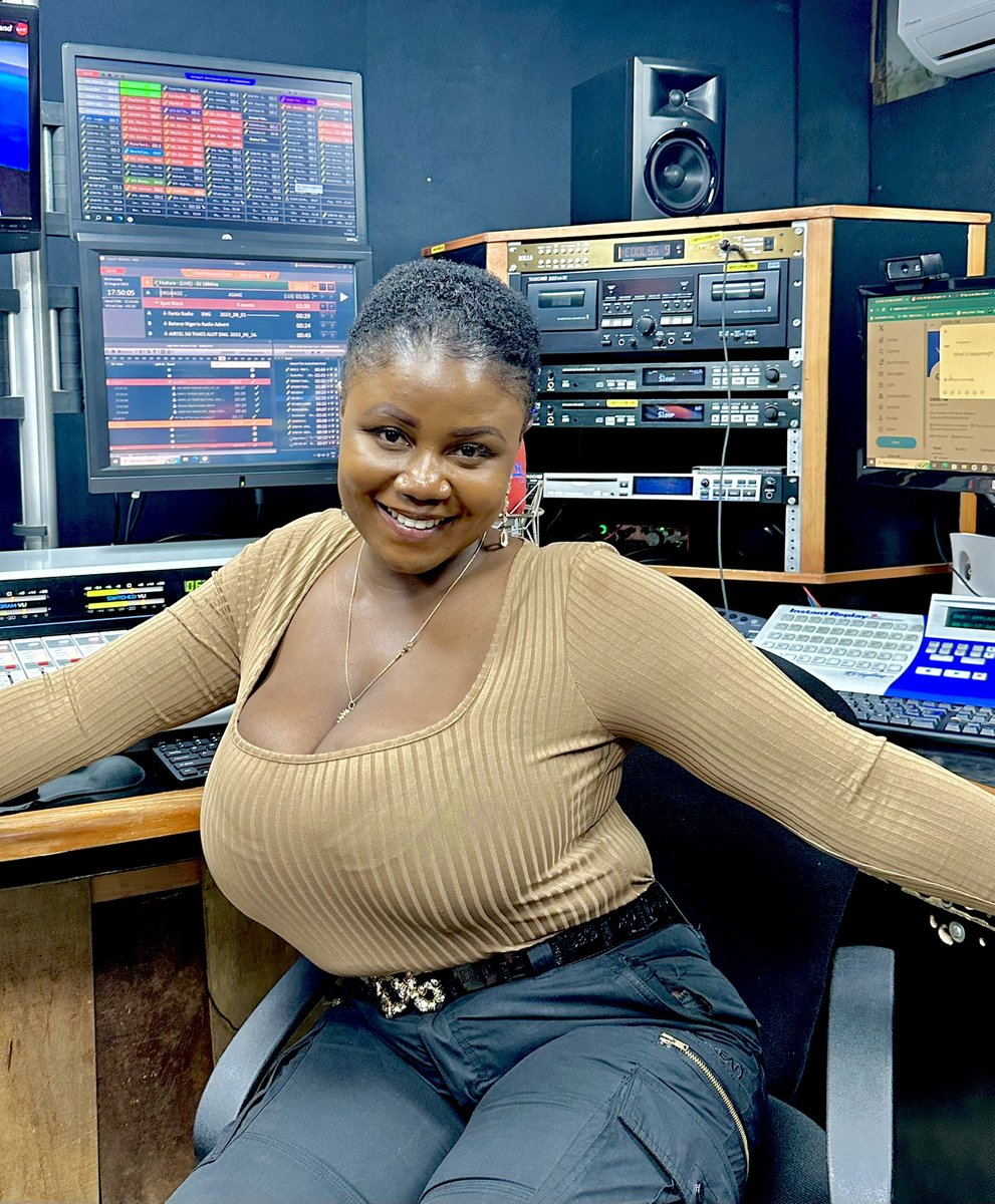 🦁Lioness of NewSchoolRadio tweet media