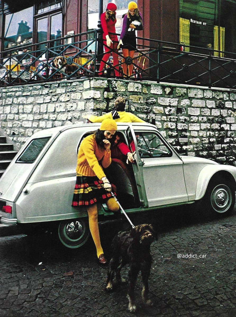 addict_car's tweet photo. Local colour: Random car brochure picture of the day. #Citroen https://t.co/kfcYhweEyX