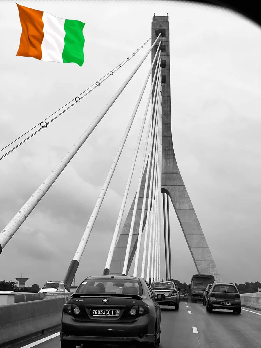 Aïcha tremble pas que Dj Allan 
Aïcha tremble pas que fesses de Carmen sama
Aïcha tremble pas que tête de Freddy...
Et pourtant Aïcha a fait le tour du monde par ce que ivoirien a chargé 💪🏿 tant que notre pont devient pas aussi célèbre que celui de New York on lâche rien même