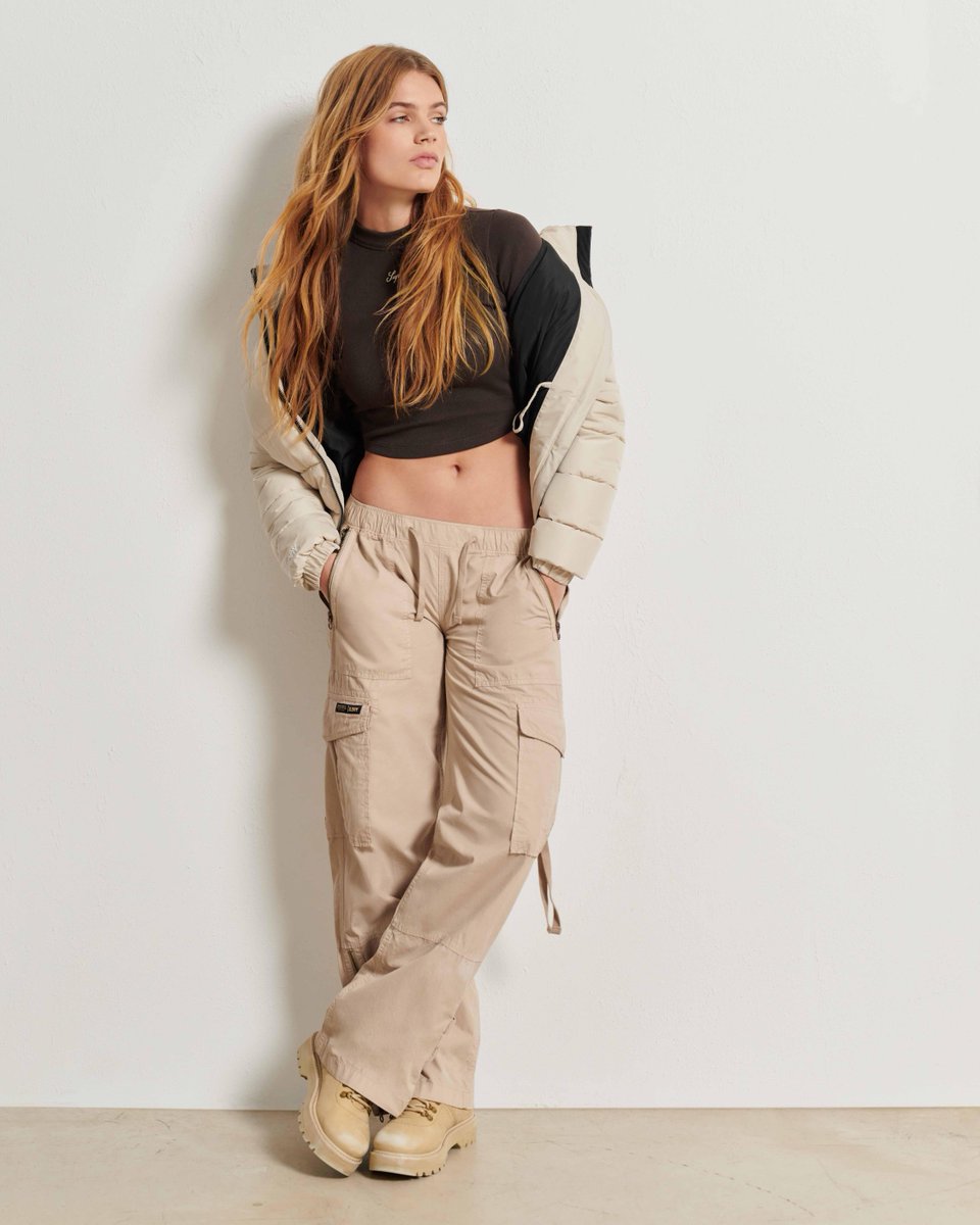 Superdry tweet media