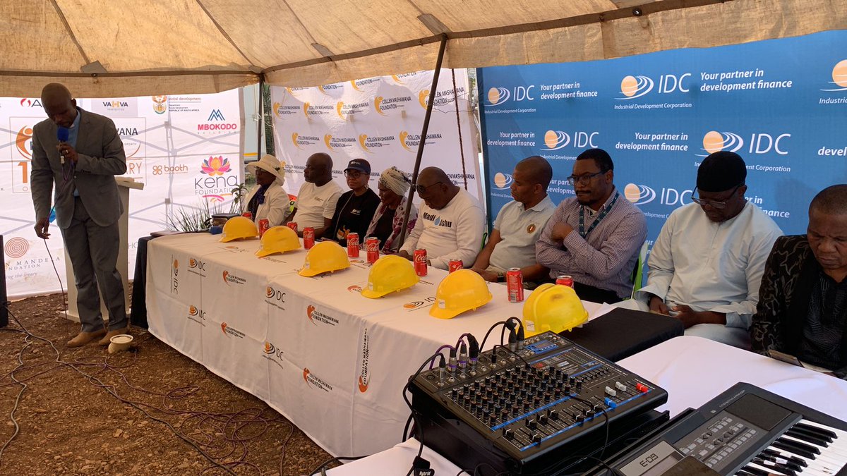 CollenMashFound's tweet photo. The Collen Mashawana Foundation and Industrial Development Corporation Unite to Reconstruct Homes Affected by 2022 Floods in KwaZulu-Natal. 
#Househandover
#IDC
#collenmashawanafoundation 
#restoringdignity https://t.co/KhXC7EIRZC