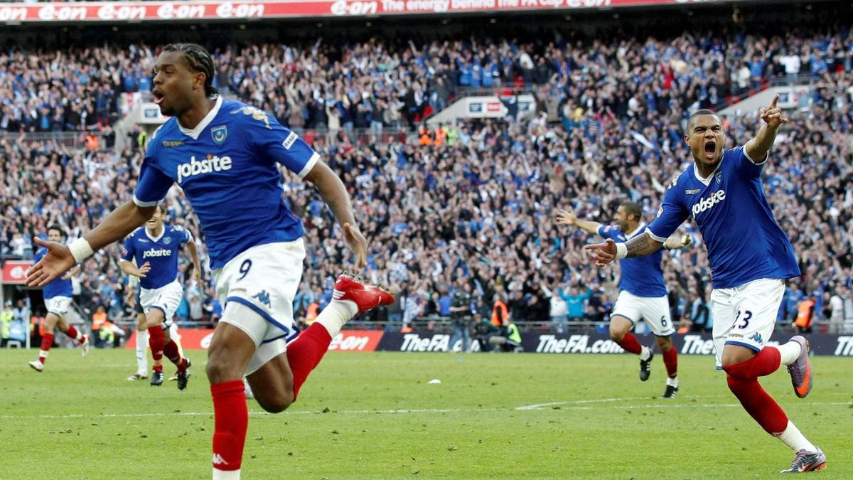 <a href="/FourFourTwo/">FourFourTwo</a> This day.
Courtesy of these two, <a href="/fredpiqoff/">Frédéric Piquionne</a> and <a href="/KPBofficial/">Prince Boateng</a>