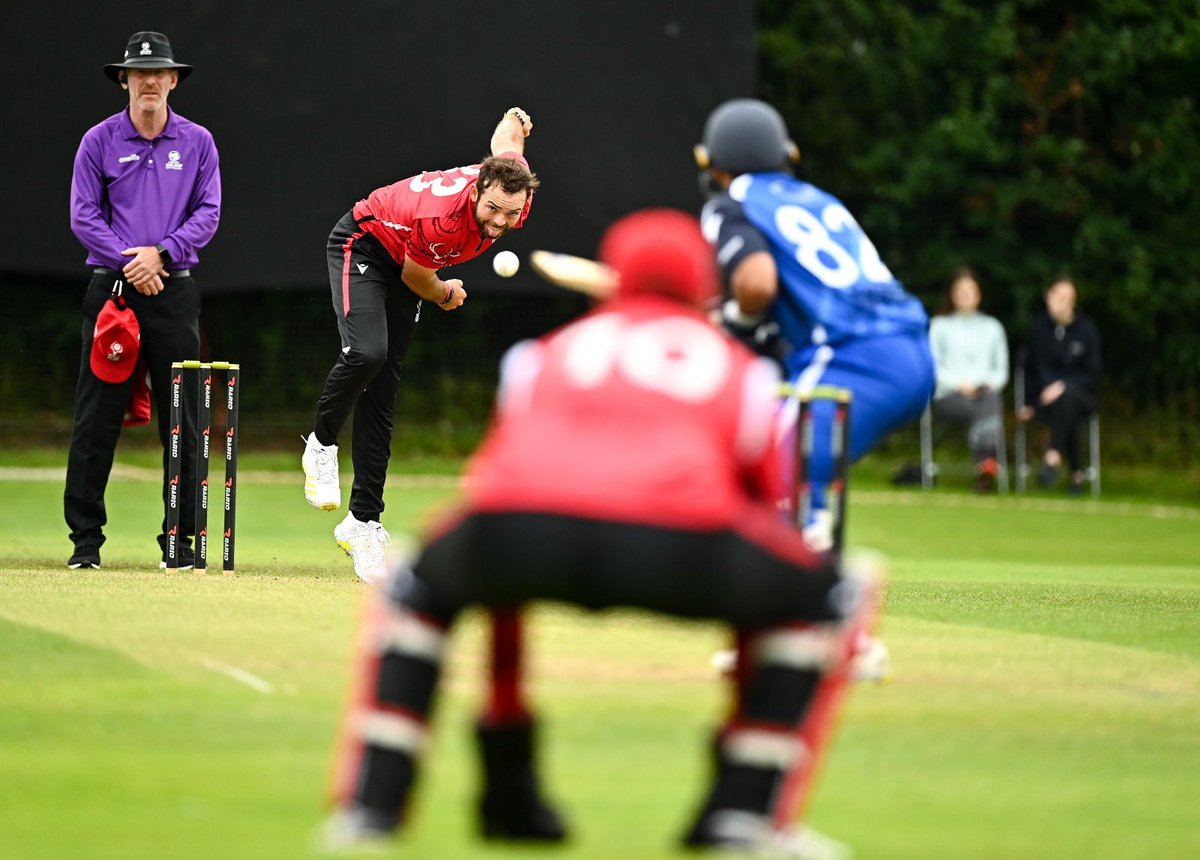 cricketireland's tweet photo. The Reds on top early with a couple of wickets.
Lightning currently 34-2 after 8 overs.
Watch: https://t.co/8d8Ts8kLdL
Scorecard: https://t.co/q9kcCa3v8Z
#IP2023 ☘️🏏 @rariohq #MRvLL https://t.co/l7V403g3vi
