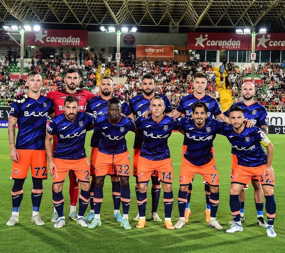 Dimitris Pelkas tweet media