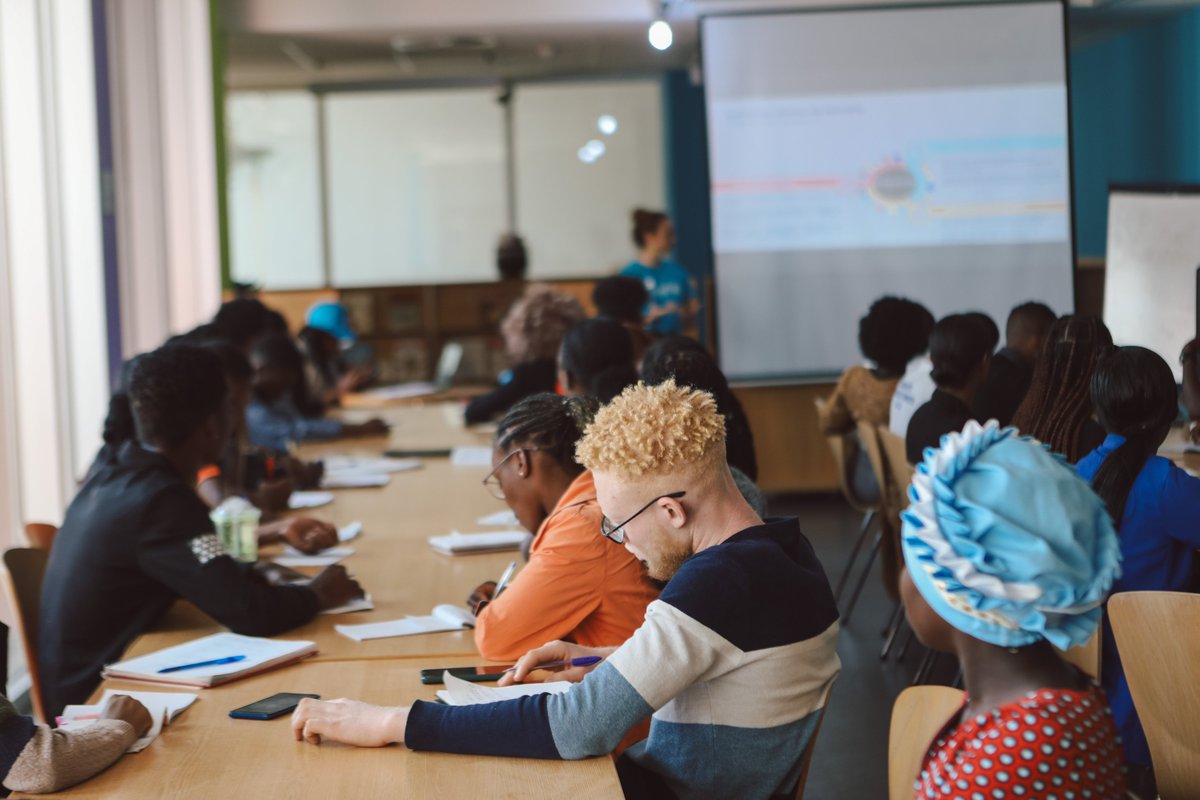 UNICEFAngola's tweet image. What does the #Angolan youth have to say?

@UNICEFAngola and @UNDPAngola gathered 40 young people from the province of Huíla to talk about the challenges they face, and what they would like or are doing to seek solutions and amplify their voices. In commemoration of #IYD2023.
