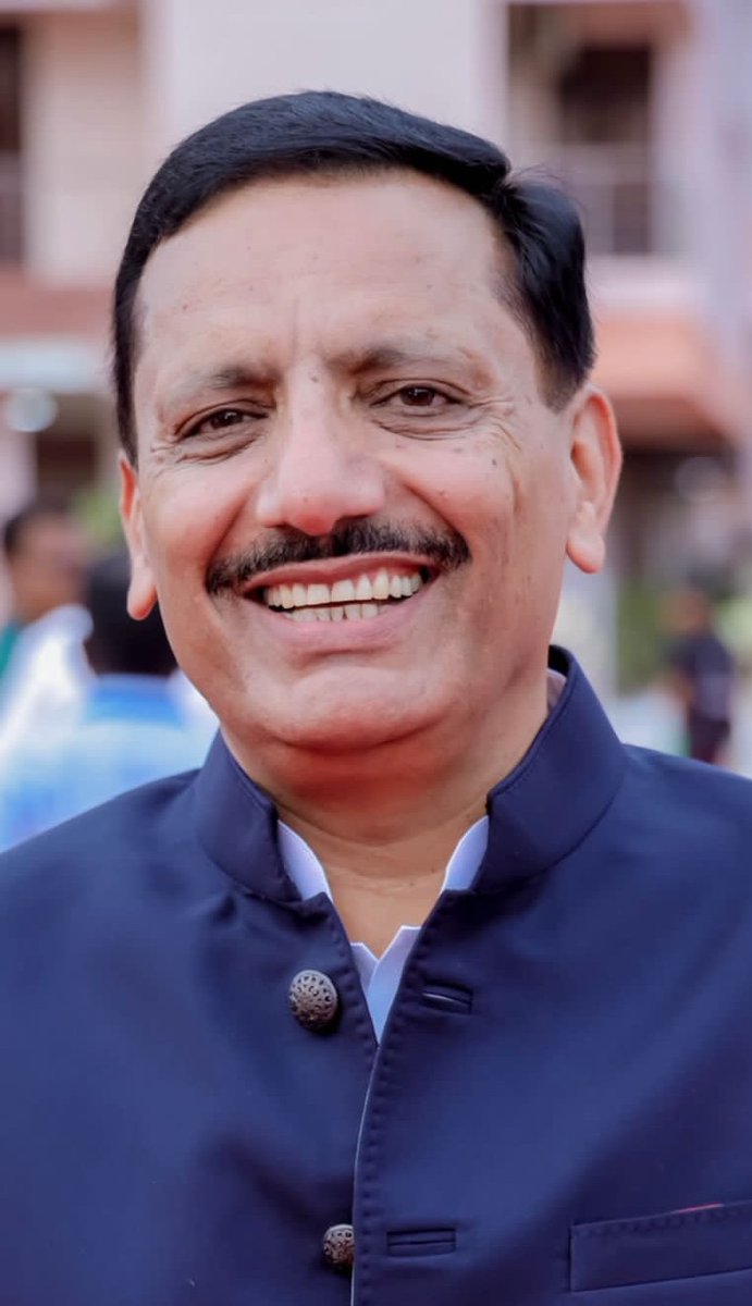 IAS पवन अरोड़ा ने ली स्वैच्छिक सेवानिवृत्ति 

अब मीडिया से शुरू करेंगे नई पारी, फर्स्ट इंडिया न्यूज चैनल के CEO और एडिटर बने पवन, इसके साथ ही फर्स्ट इंडिया अखबार के CEO और एडिटर होंगे पवन...

#RajasthanWithFirstIndia #RajasthanNews #BreakingNews #JaipurNews #PawanArora