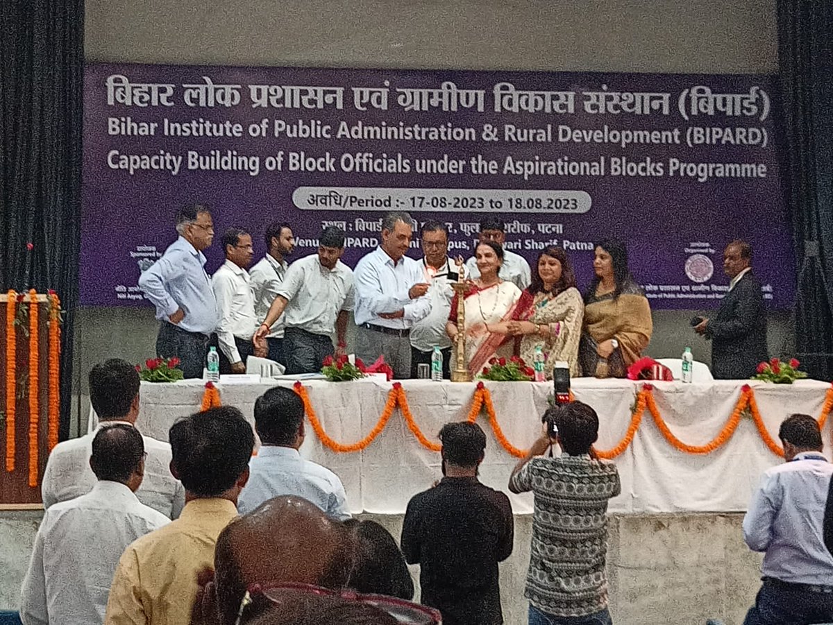 NITIAayog's tweet photo. #ABP Training: Unfolding Nationwide! 

A 2-days intensive training program for block-level officials of #Bihar with a focus on strategic planning and hands-on ABP execution began today. 

The training is aimed to empower Block Level Officials for comprehensive growth. 

 #LeadershipTraining #BharatKeBadhteKadam #NITIAayog #PMO 

@officecmbihar @IPRD_Bihar @PMOIndia @narendramodi @Rao_InderjitS @suman_bery @MIB_India @PIB_India
