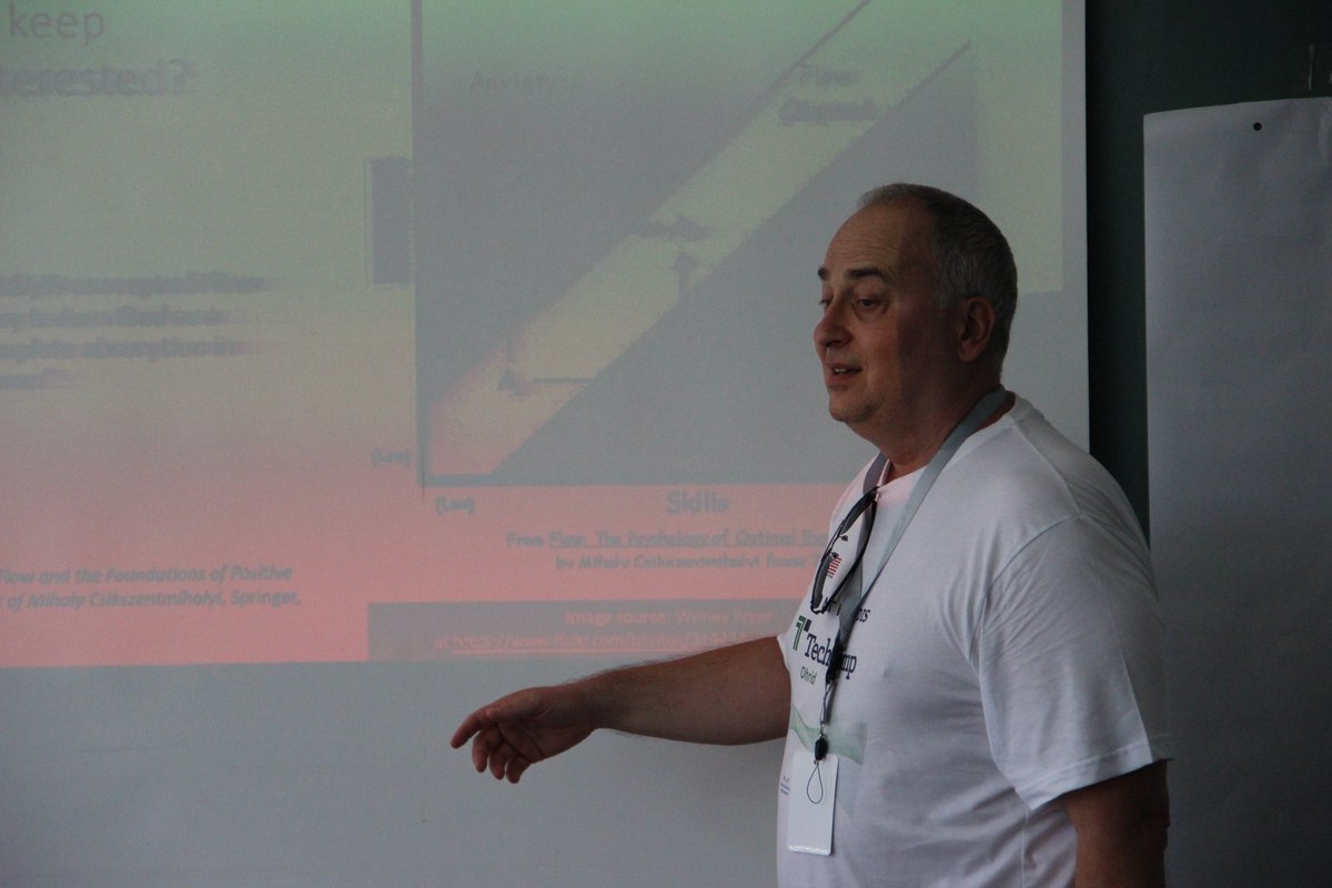 DigEdCenter's tweet photo. @trvlado facilitate development of educational games during #TechCampOhrid
#MyTechCampStory #ExchangeAlumni #DigEd #TechCamp https://t.co/wMV5AoUDWy