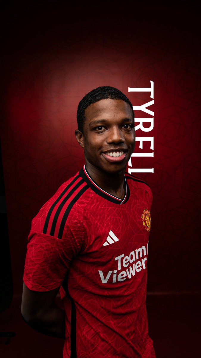 Utdbrizzy's tweet photo. Happy birthday mate @TyrellMalaciia https://t.co/Zo4MbArxAo