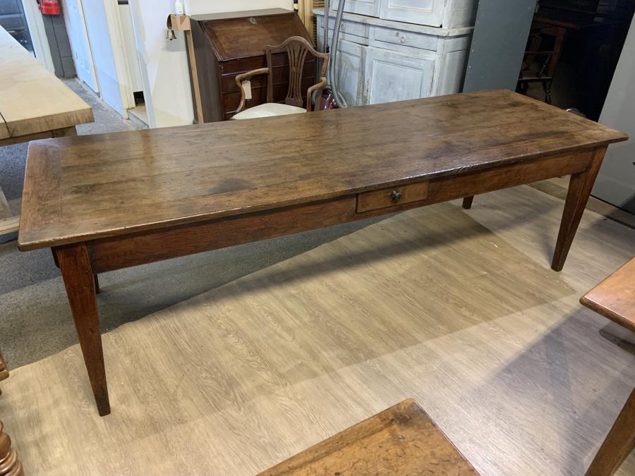AntiqueTables1's tweet photo. 19th Century Oak Dining Table
https://t.co/nFr6xIjmZo
#oakdiningtable #diningtable #antiquediningtable #antique #furniture https://t.co/RygpKCRrHF