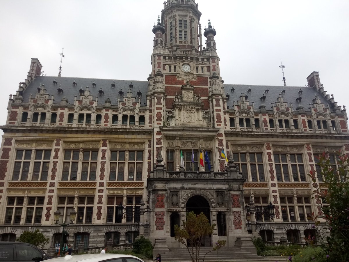 Werken in het buitenland. Leve de bureaucratie!