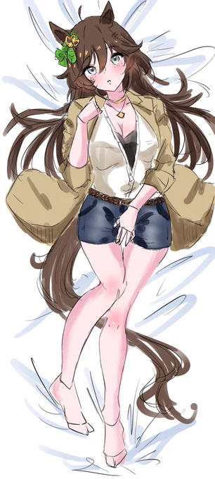 シービーさんの私服の良さをどうか忘れないでください。 