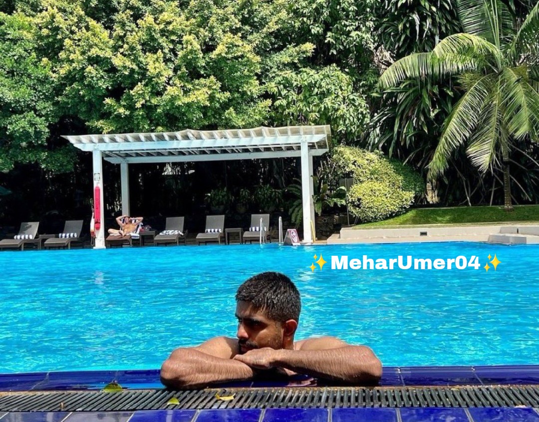 Meharumer004's tweet photo. Babar Azam swimming in the tears of his haters !!! 🥵
#MeharUmer004 #BabarAzam𓃵 https://t.co/MXZ0Milfmf