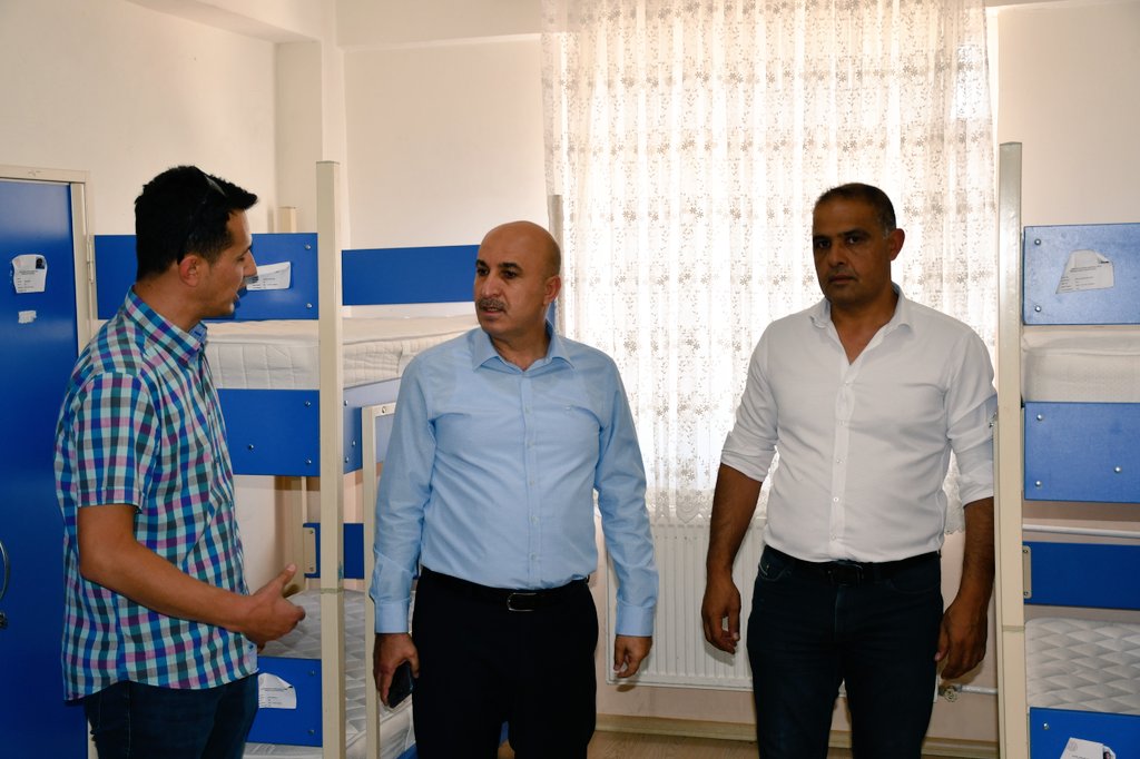 nevsehirmem's tweet photo. Acıgöl Halk Eğitimi Merkezinde açılan kurslar hakkında yetkililerden bilgi alan Sn. Müdürümüz, Acıgöl Mesleki ve Teknik Anadolu Lisesinde incelemelere bulundu. https://t.co/HbuQ8Q6hrb