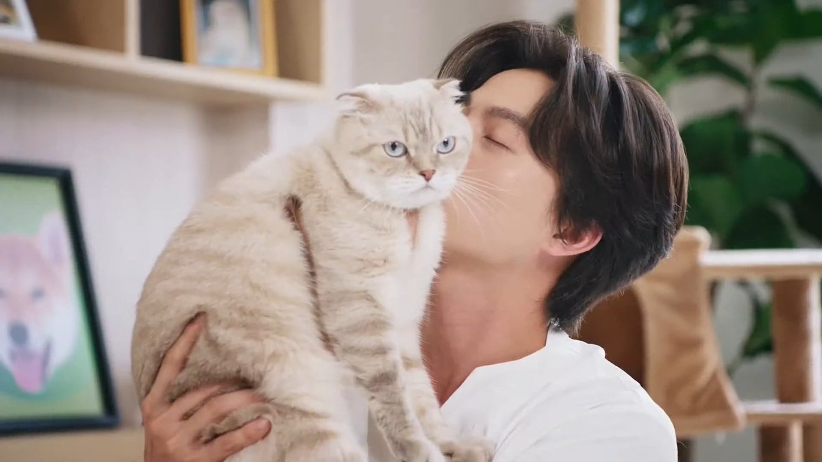 Gulfkanawutofc's tweet photo. คุณพ่อลูก2 มารายงานตัวคับผม!

#FelinaCaninoOpenHouse https://t.co/ynSlyCLMGW