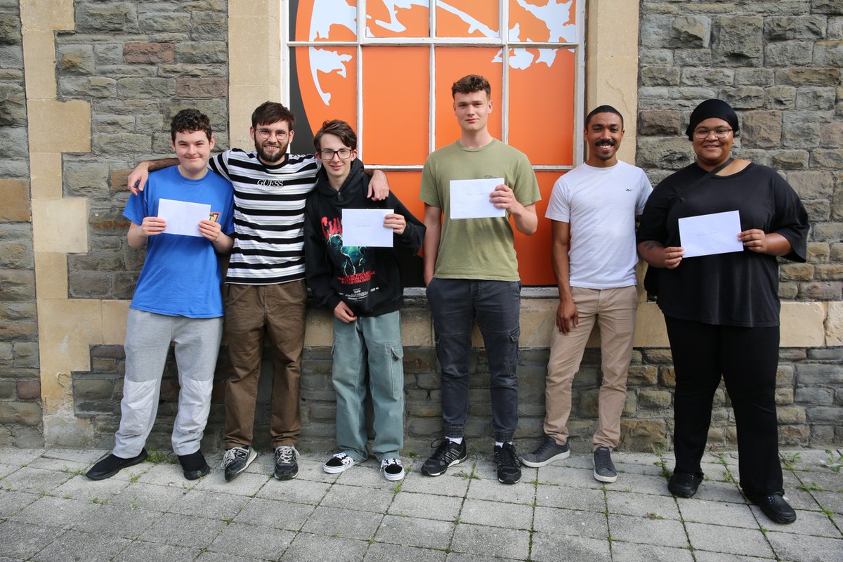 Congratulations to our year 13s who have collected their results today! We are absolutely thrilled! Your hard work, dedication, and perseverance have paid off. It's such a proud moment for all of us. Well done and best wishes for your future endeavors! bristolpost.co.uk/news/bristol-n…