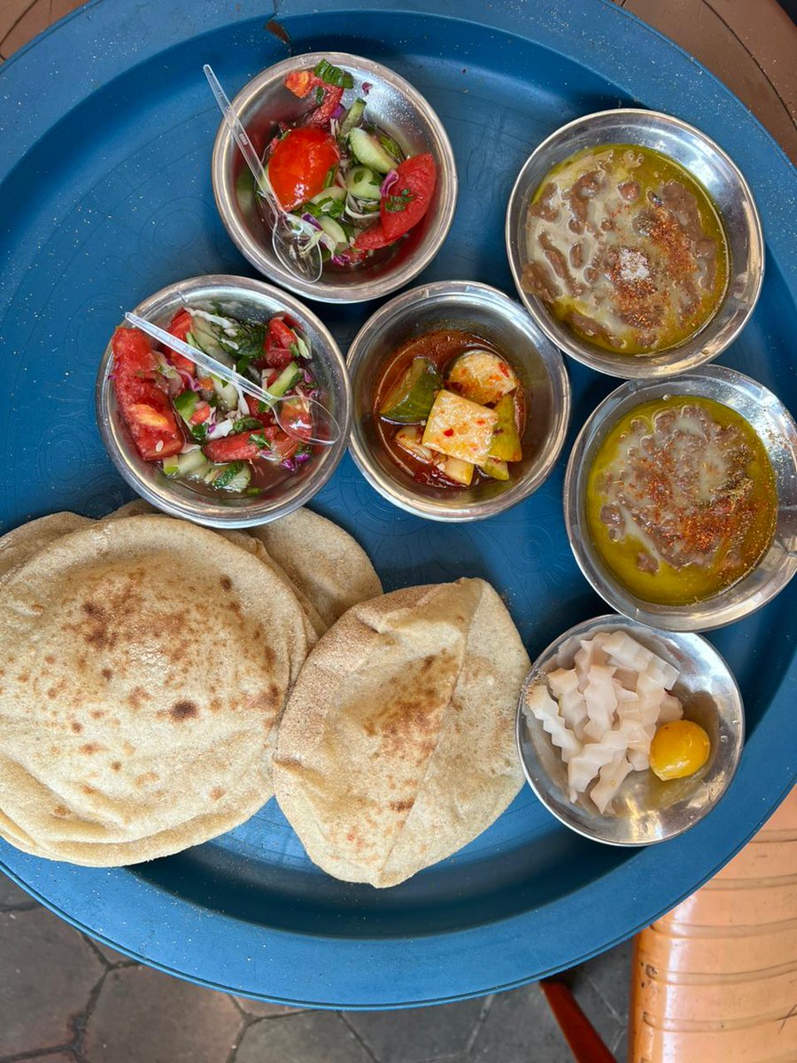 رايحين المستشفى عشان نحضر الراوند 
الراوند اللي حضرناه 👇