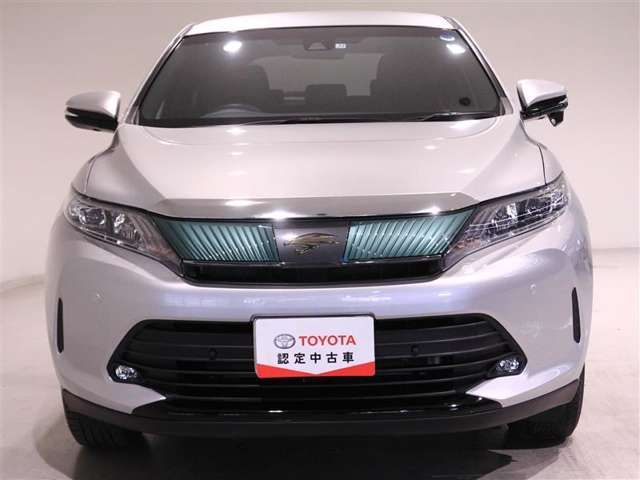 Toyota Harrier
year: 2017

Engine size : 2000 CC

Color : Silver

Fuel: Petrol

Millage: 64,000 km

Drive Type : 4WD

Drive : Right Hand

Transmission : CVT
#japaneseusedcarsexporter #carsexporter #discountoffer #discountedprices #BestCarDeals #japan #uk #usa📷