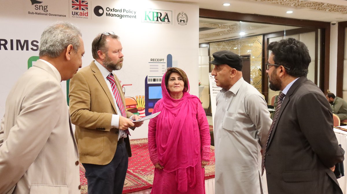SNGPakistan's tweet photo. The Restaurant Invoice Management System (RIMS) piloted under SNG, has been successfully handed over to KPRA, marking a significant advance in tax administration and business transparency. A big round of applause to everyone involved in this achievement! #KPRA #Progress https://t.co/WjcEioq9Fw