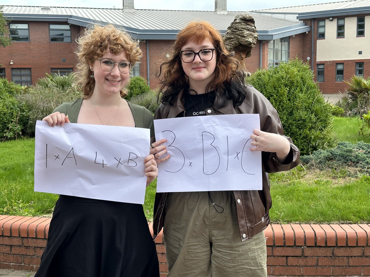 TuptonHalls's tweet photo. Today is A Level Results Day!

Our students did fantastically with much cause for celebration. To read about our results and see more photos, please click the link below! #redhillresults

LINK:
https://t.co/SLHiSQrI34 https://t.co/875Mbi3KYR