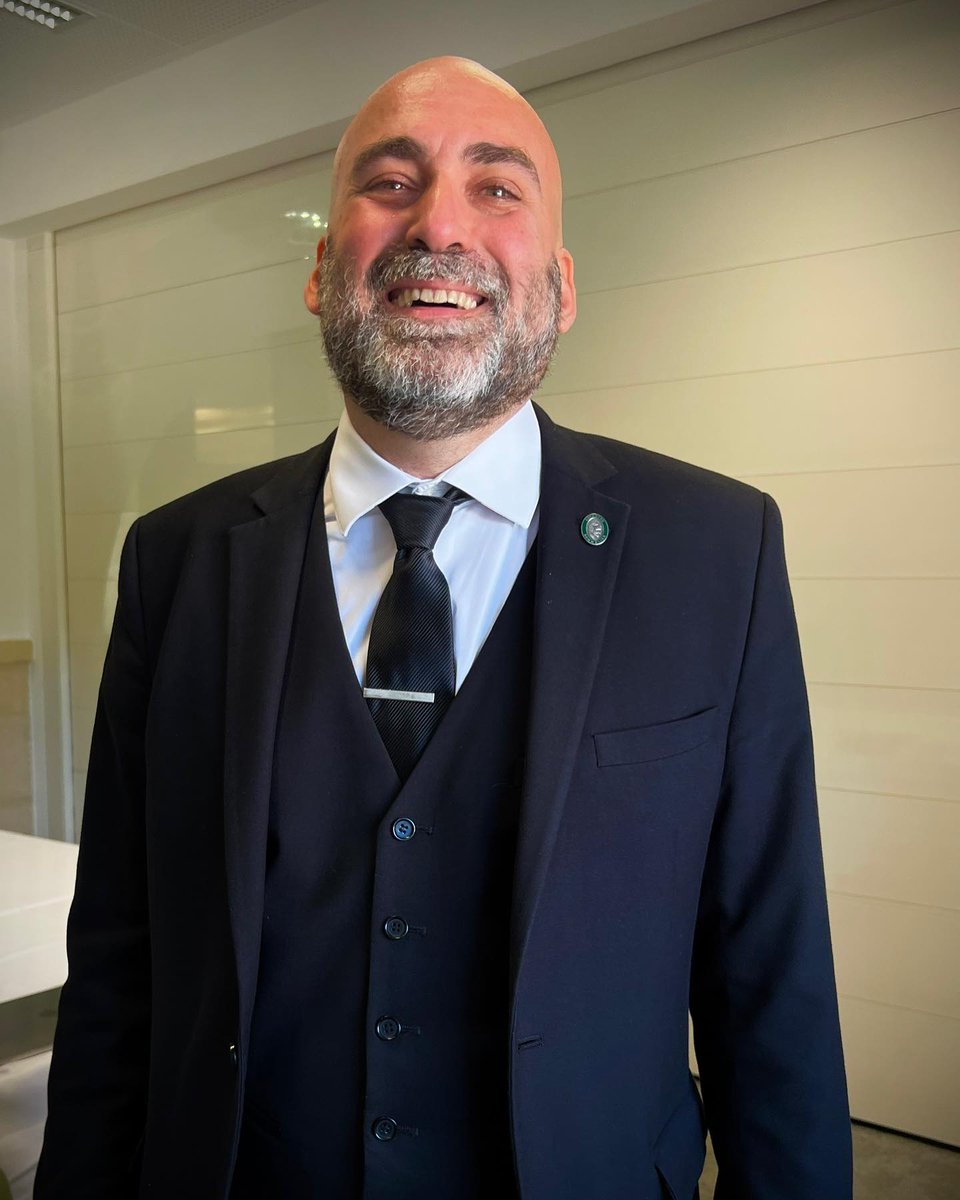 Domaine Porto Carras new era (@dportocarras) on Twitter photo Congratulations to 2 candidates who became Master Sommeliers 3 days ago today in Vienna.
Yuki Hirose, who is in Australia and
Eleftherios Hanialidis <a href="/El_Hanialidis/">Eleftherios Hanialidis MS</a> who lives in Athens
becomes Greece's first MS!!!
@mastersommoceania
<a href="/MasterSommWW/">Court of Master Sommeliers Eu</a> Congratulations to 2 candidates who became Master Sommeliers 3 days ago today in Vienna.
Yuki Hirose, who is in Australia and
Eleftherios Hanialidis <a href="/El_Hanialidis/">Eleftherios Hanialidis MS</a> who lives in Athens
becomes Greece's first MS!!!
@mastersommoceania
<a href="/MasterSommWW/">Court of Master Sommeliers Eu</a>