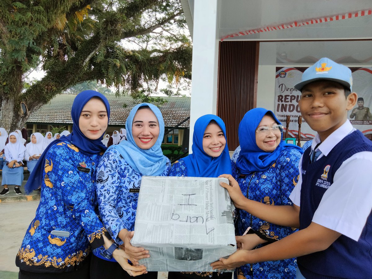 SMA Negeri 2 Metro, Lampung tweet media