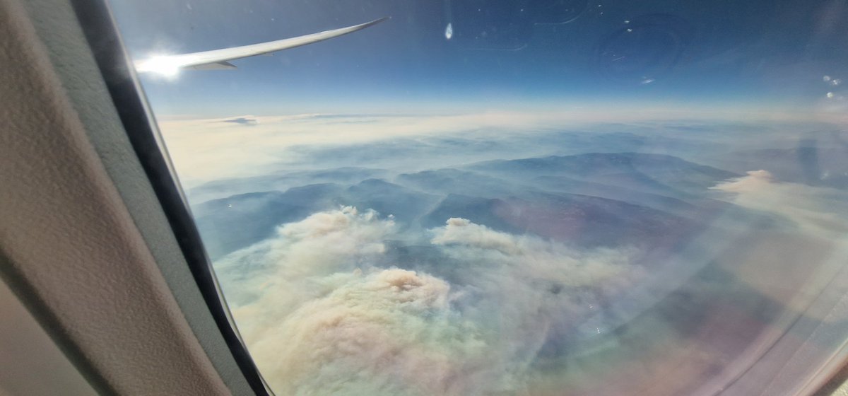RobinAChang's tweet photo. Start of #summer #holidays for me. #Forest #fire welcome to western CA and US. The #ClimateCrisis challenges are real. I'm lucky that most of my friends and family are okay. https://t.co/Tp1acEiwIa