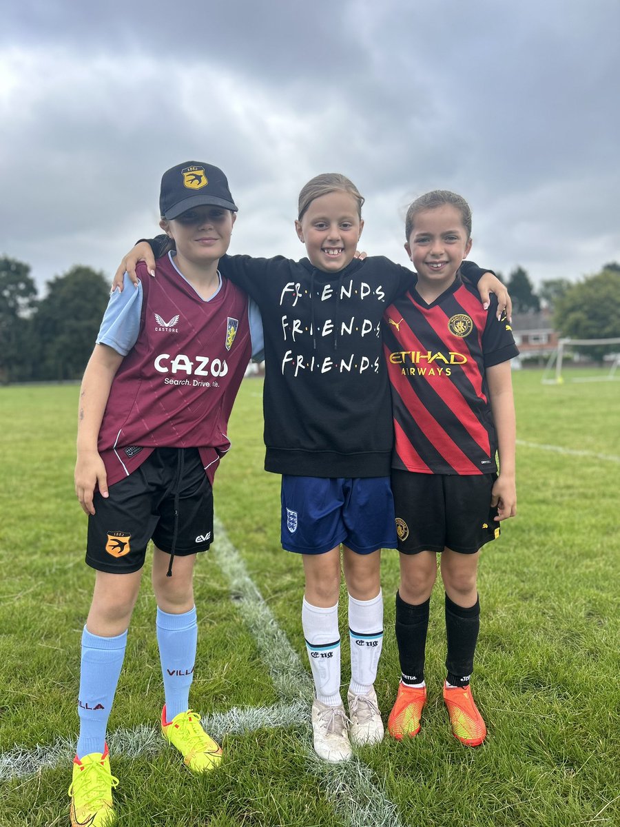 T2Coaching_'s tweet photo. Camp Day 2🙌

Half way through day 2 and what a morning we have had⚽️

👊Prepare, Play, Perform👊 https://t.co/eBGMzrrXvO