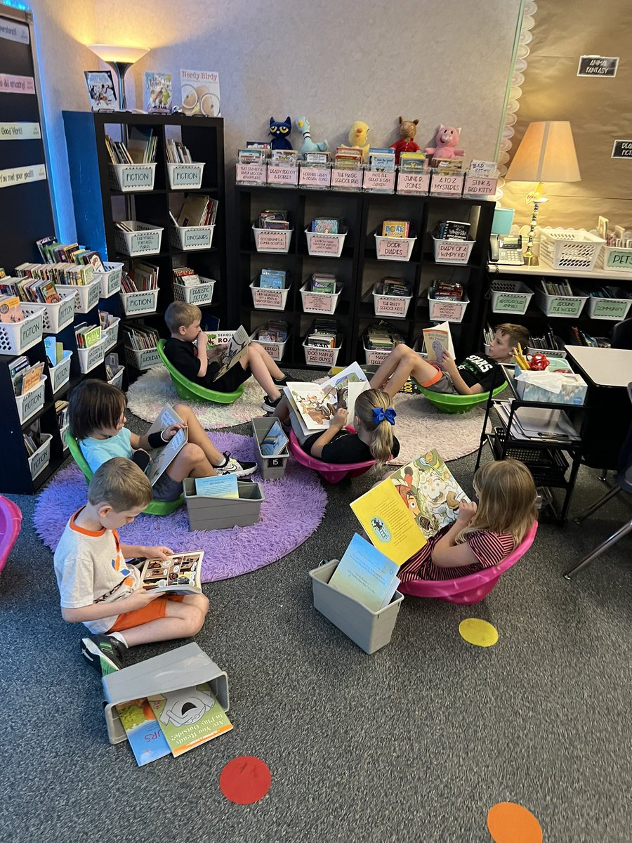 Nicole Moore tweet media