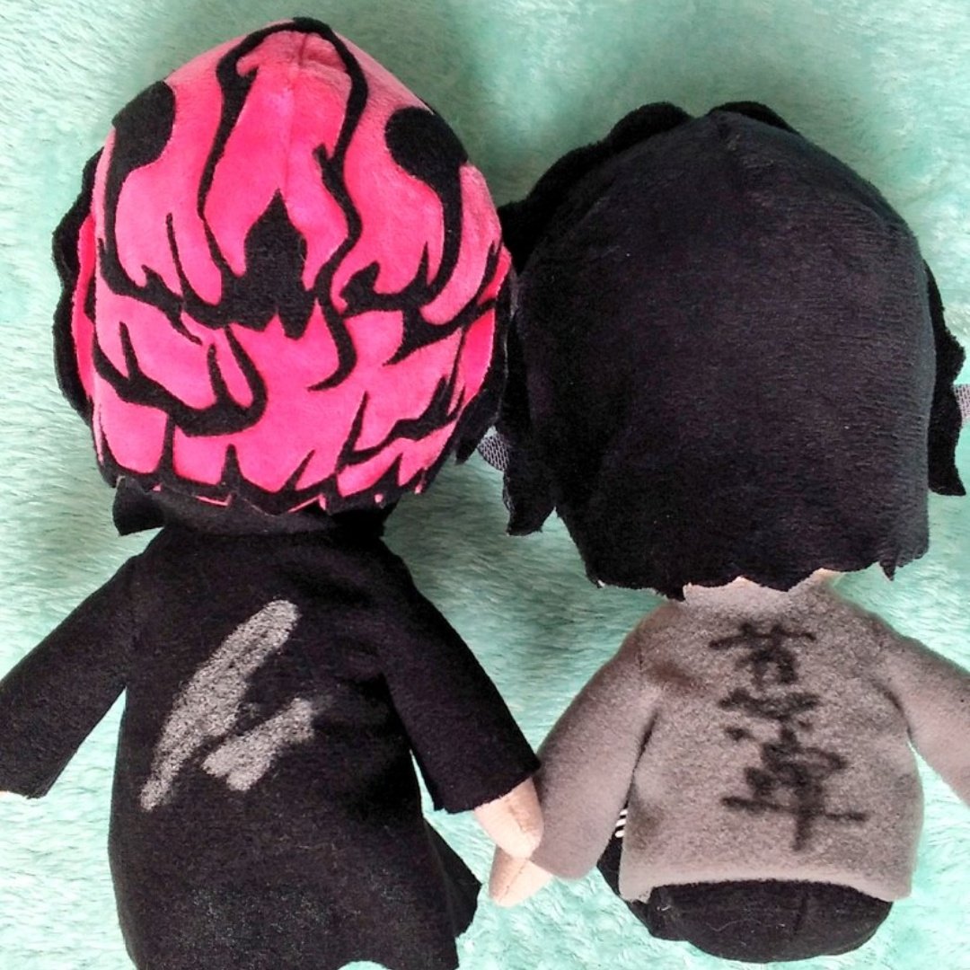 endofthedark_'s tweet photo. 2年前の今日は、映画「キャラクター」感想キャンペーンの、もろずみくん山城くんが届いた日でした。
仕事から帰ったら、膨らんでる大きな封筒があって「え！え🥹💦？」ってなりながら開けるとピッタリくっついて包まれてる二人がいました🥹
震えました。心が震えると体も震えることを知りました😌 https://t.co/g3XwyR2GwV