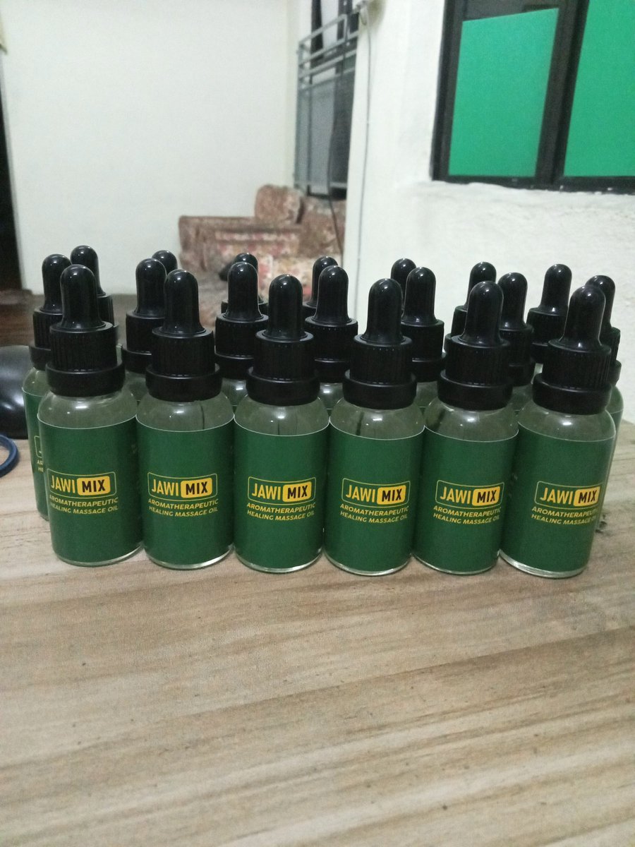 urutjawi's tweet photo. Minyak urut keluaran kami https://t.co/TGPhQGhoSg